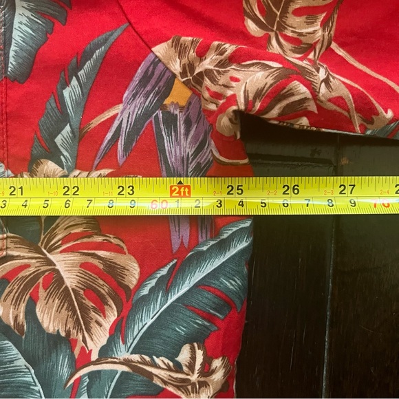 Paradise Found Shirt Mens XL Jungle Bird Red Hawaiian Parrot Magnum PI EUC - Picture 5 of 7